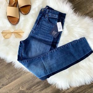 🌹NWT Gap Sky High True Skinny Ankle Jeans🌹
